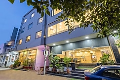 Hotel Arch Near T3 Delhi Airport, Delhi