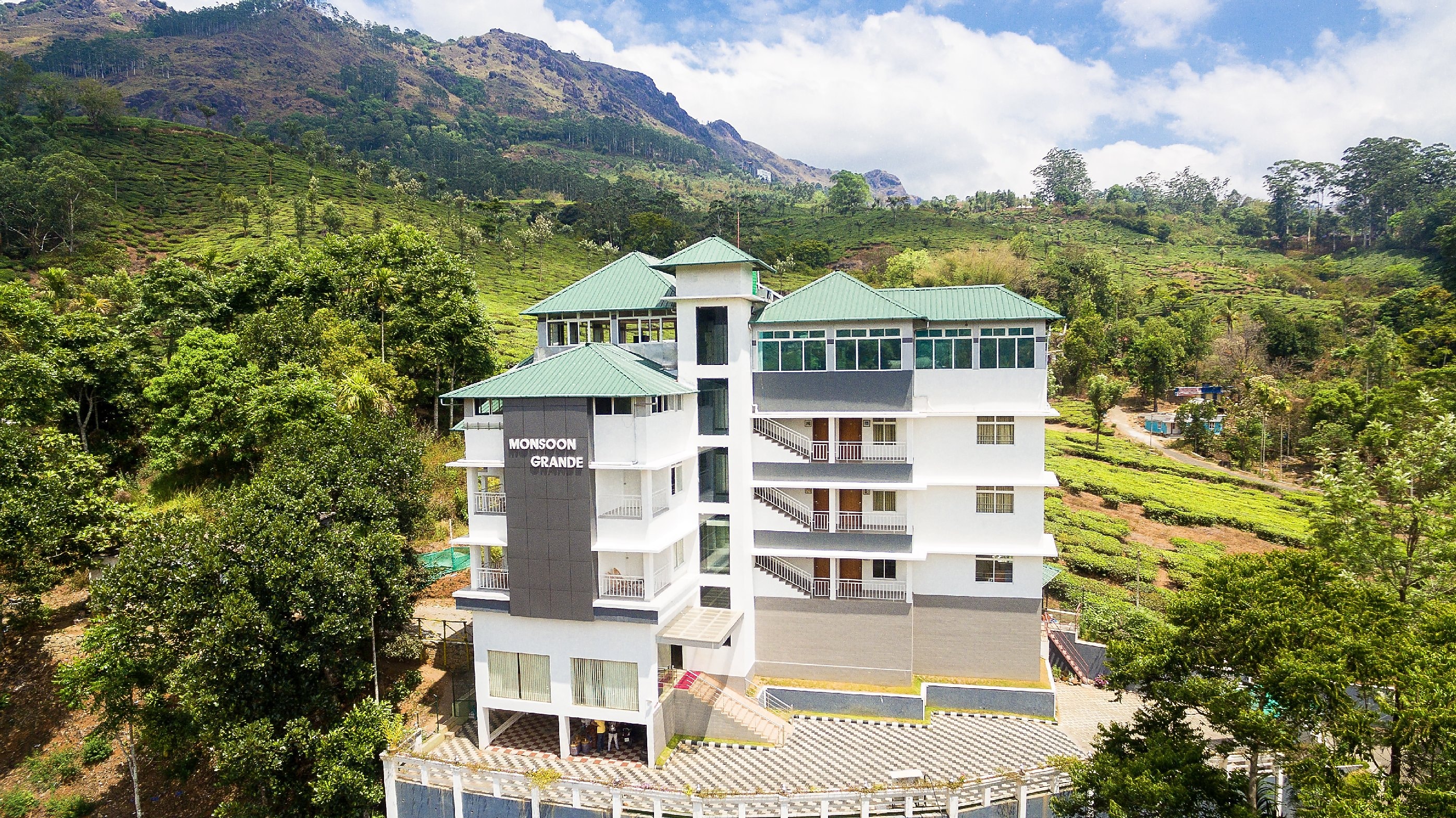 Monsoon Grande Best Rates on Munnar Hotel Deals, Reviews & Photos