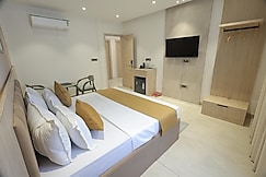 Hotel Dreamz, Karnal