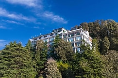 SS Resort ( Centrally heated and Air conditioned), Kathua