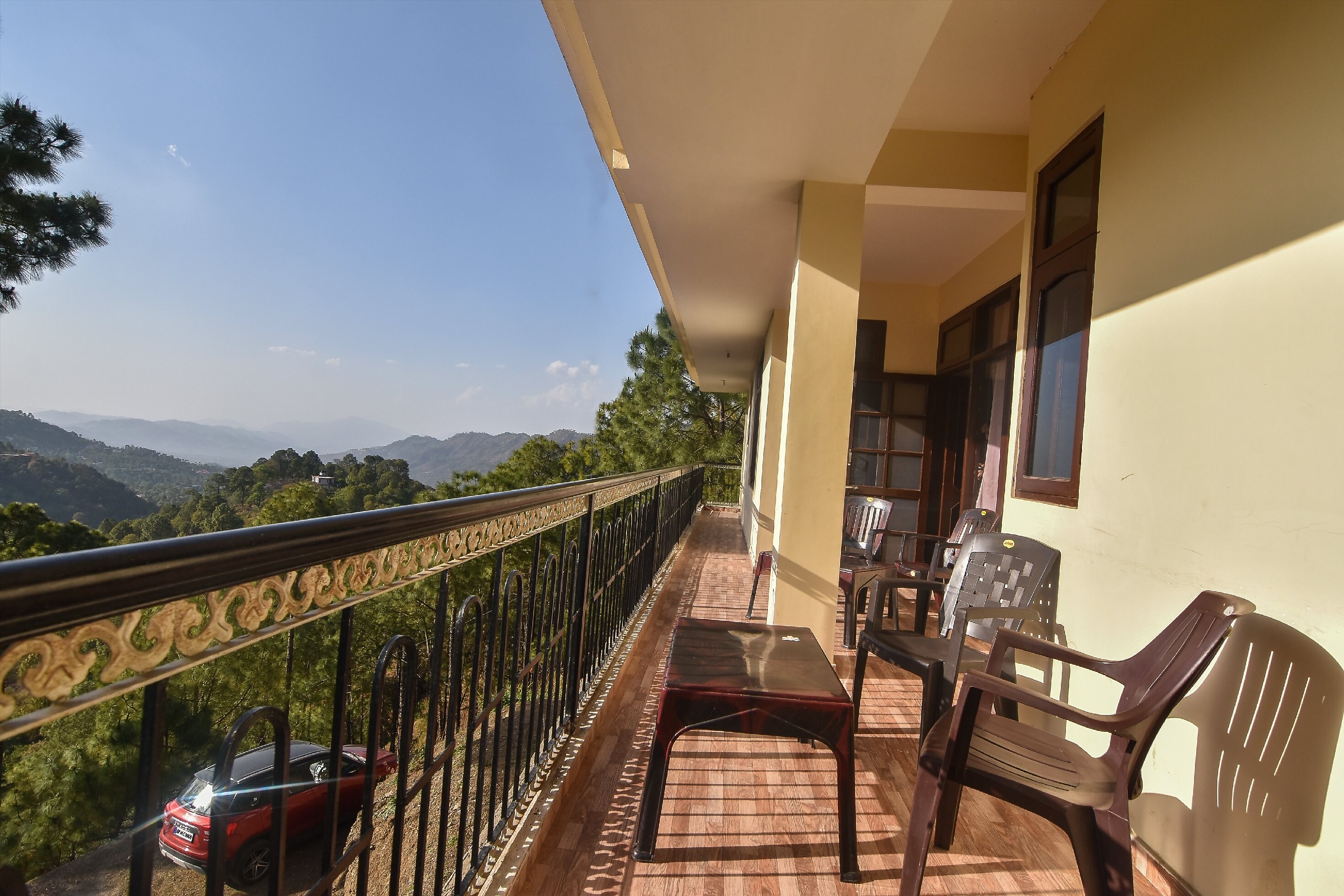 15+ Pine wood villa kasauli