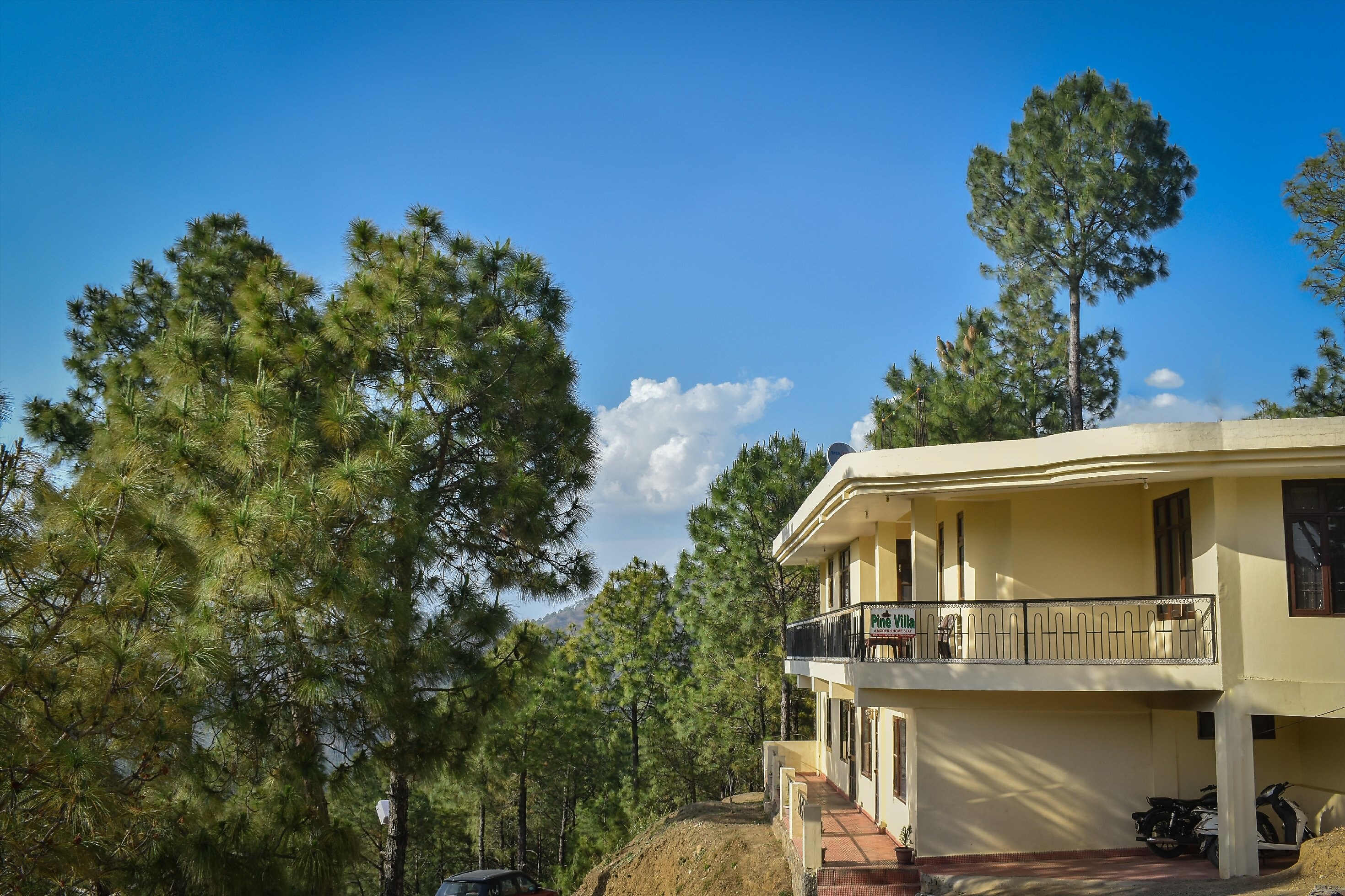 Pine Villa Best Rates On Kasauli Hotel Deals Reviews Photos