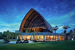 MERUSAKA Nusa Dua, Bali