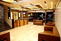 Pai Residency, Hospet