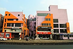 HOTEL TA-TIN, Siuri