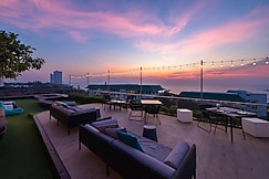 Seaphere Pattaya Hotel by Elite Suites, Pattaya