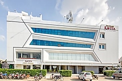 The Grand Raveta