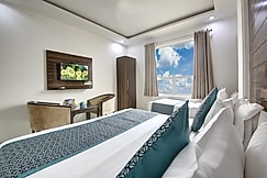 Hotel Devrana Delhi Airport, Delhi