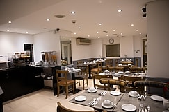 Duke Of Leinster Hotel,  London