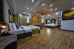 Hotel Royal Milad, Srinagar