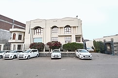 Hotel The Shubham, Vrindavan