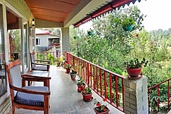 Majkhali woods, Ranikhet by Himalayan Eco Lodges, Ranikhet