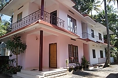 Blessdale Homestay, Thekkady