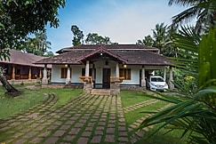 Kuttichira Heritage Home | Rooms & Caretaker, Alleppey