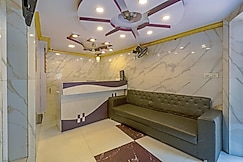 Hotel Zam Zam Palace, Mumbai