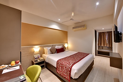 Click Hotel Vadodara (Near Railway Station)