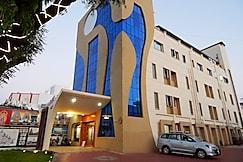 Hotel Aadhi, Mayiladuthurai