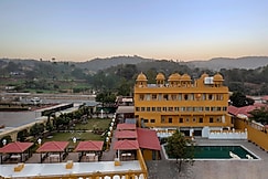 Rawla Ratanpur- Kingfisher Hotel, Jhadol