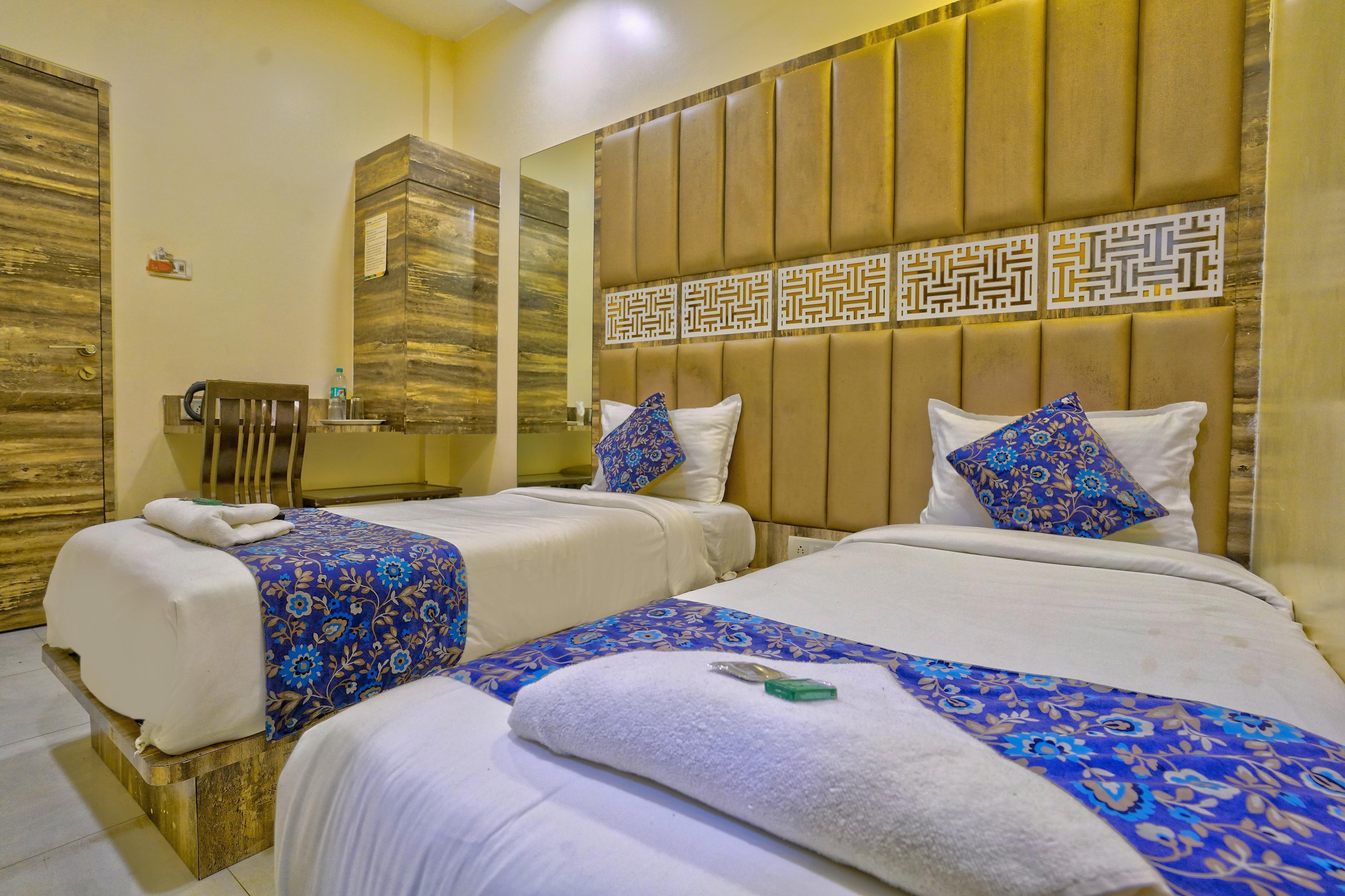 Deluxe Room 1