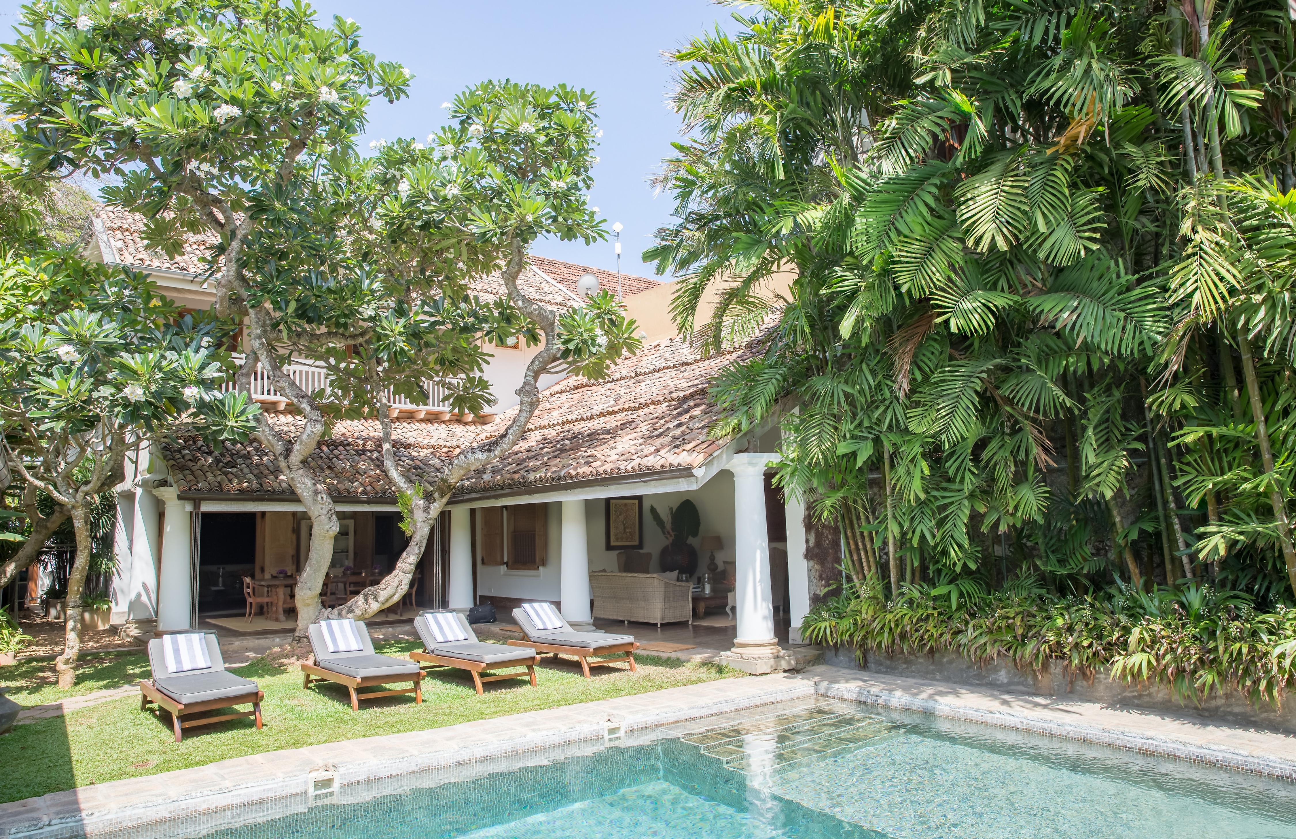 Taru Villas - Rampart Street - Tap to explore photos