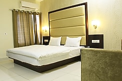 hotel radiant inn, Muzaffarnagar