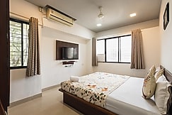 Cosmos Luxury | 1bhk furnished service apartment, Pune