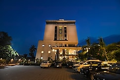 Hotel Saffron Crest, Siliguri
