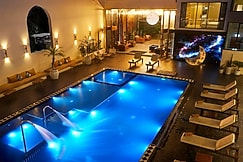 Beston Pattaya, Pattaya