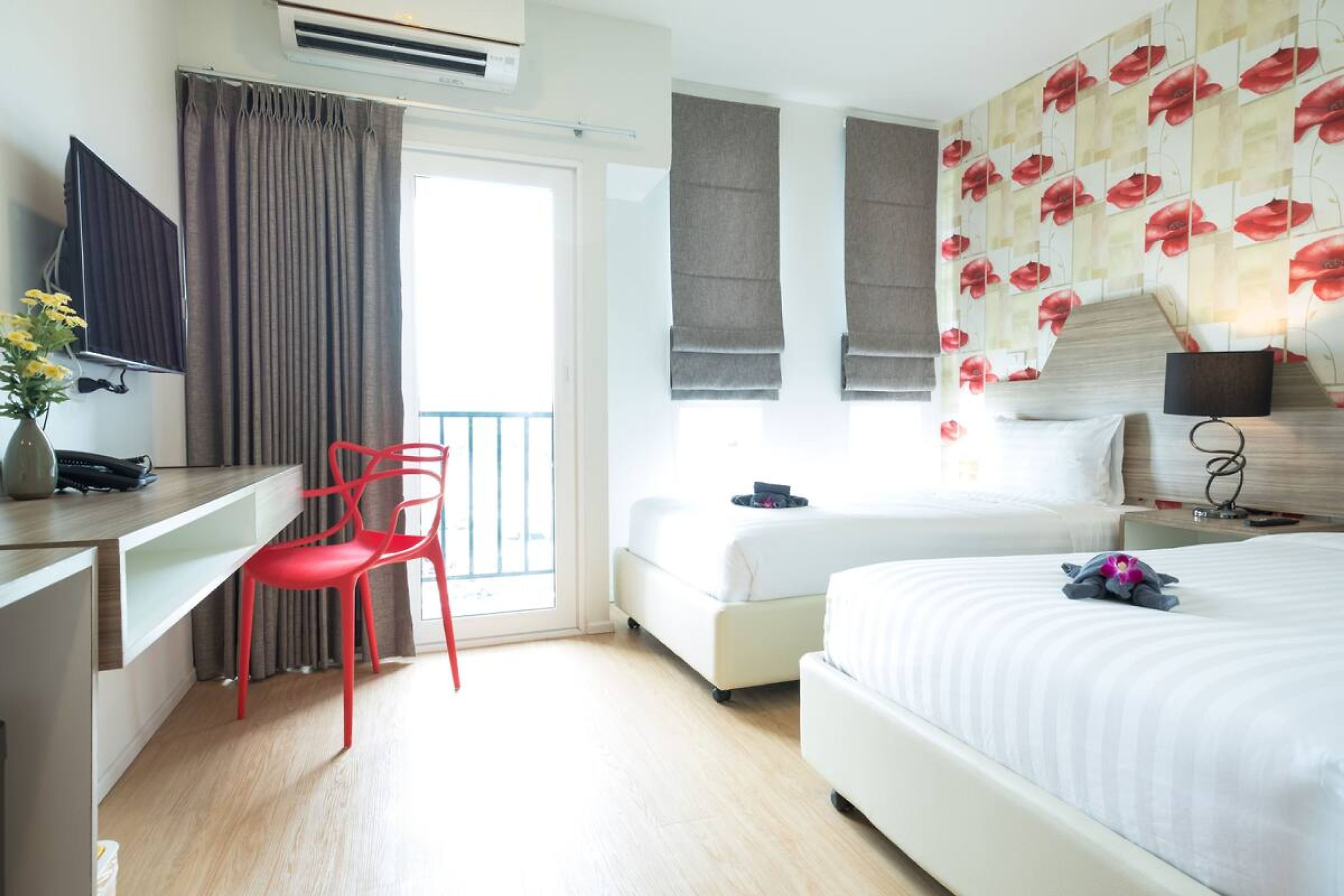 p-plus-hotel-pattaya-1-8-5-7-hotel-price-address-reviews