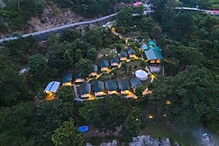 Banyan By The Ganges (74 Kms from Rishikesh), Pauri