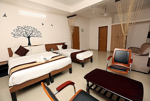 Rich Inn Habibullah Rd Next Si Film Actors Association Chennai Apartment Price Address Reviews