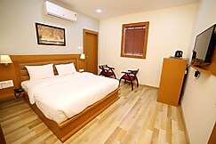 Banyan Hotel & Restro, Hisar