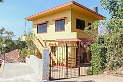 AB's Mountain View - Family Homestay, Coorg