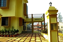 Amaltas Dormitory on Mahableshwar - Panchgani Road, Mahabaleshwar