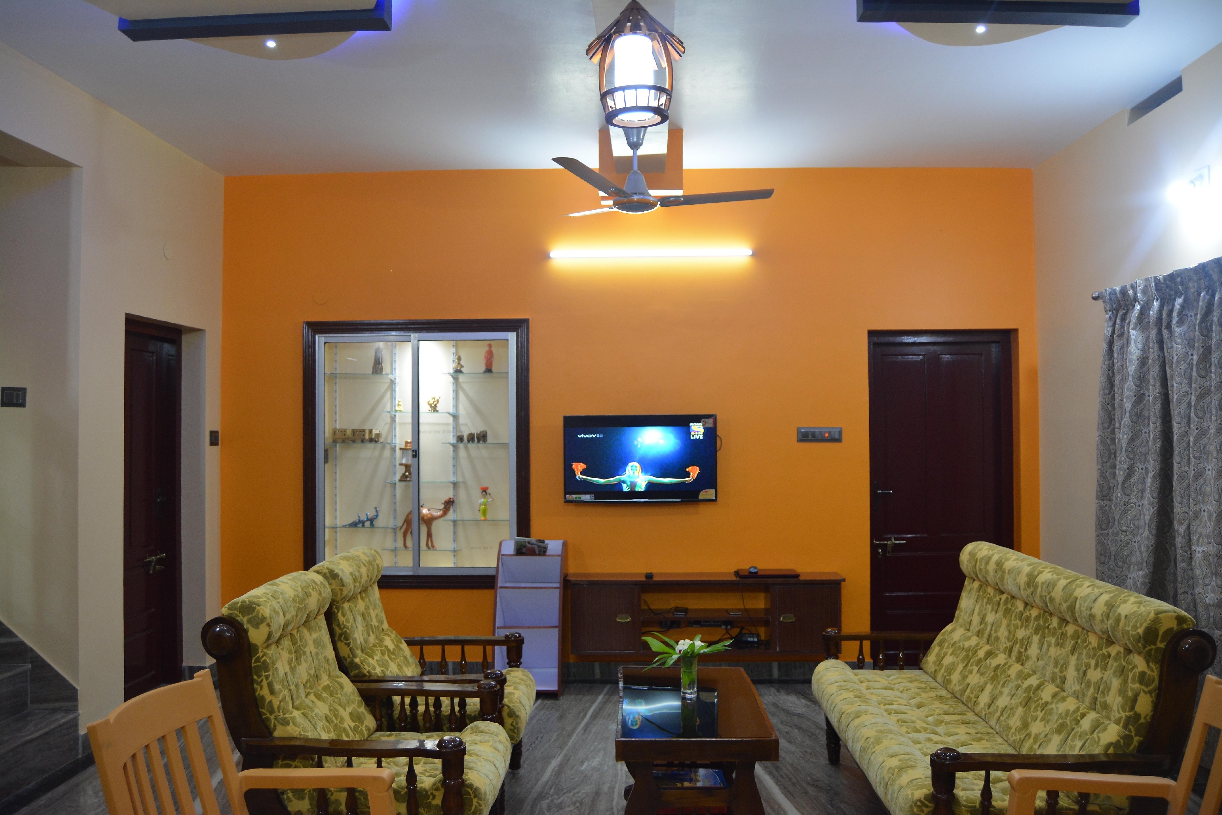 Golden Nest Homestay - Tap to explore photos