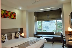 Hotel Sopan Heights, Delhi