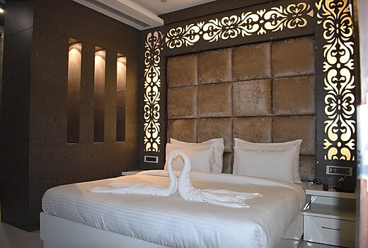 Hotel Amar Heights Dehradun Inr 625 Off 2 2 9 9 Hotel Price Address Reviews