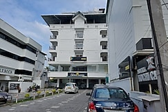 Hotel Crown Suites, Cochin