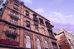 Carlton Hotel - Colaba, Mumbai