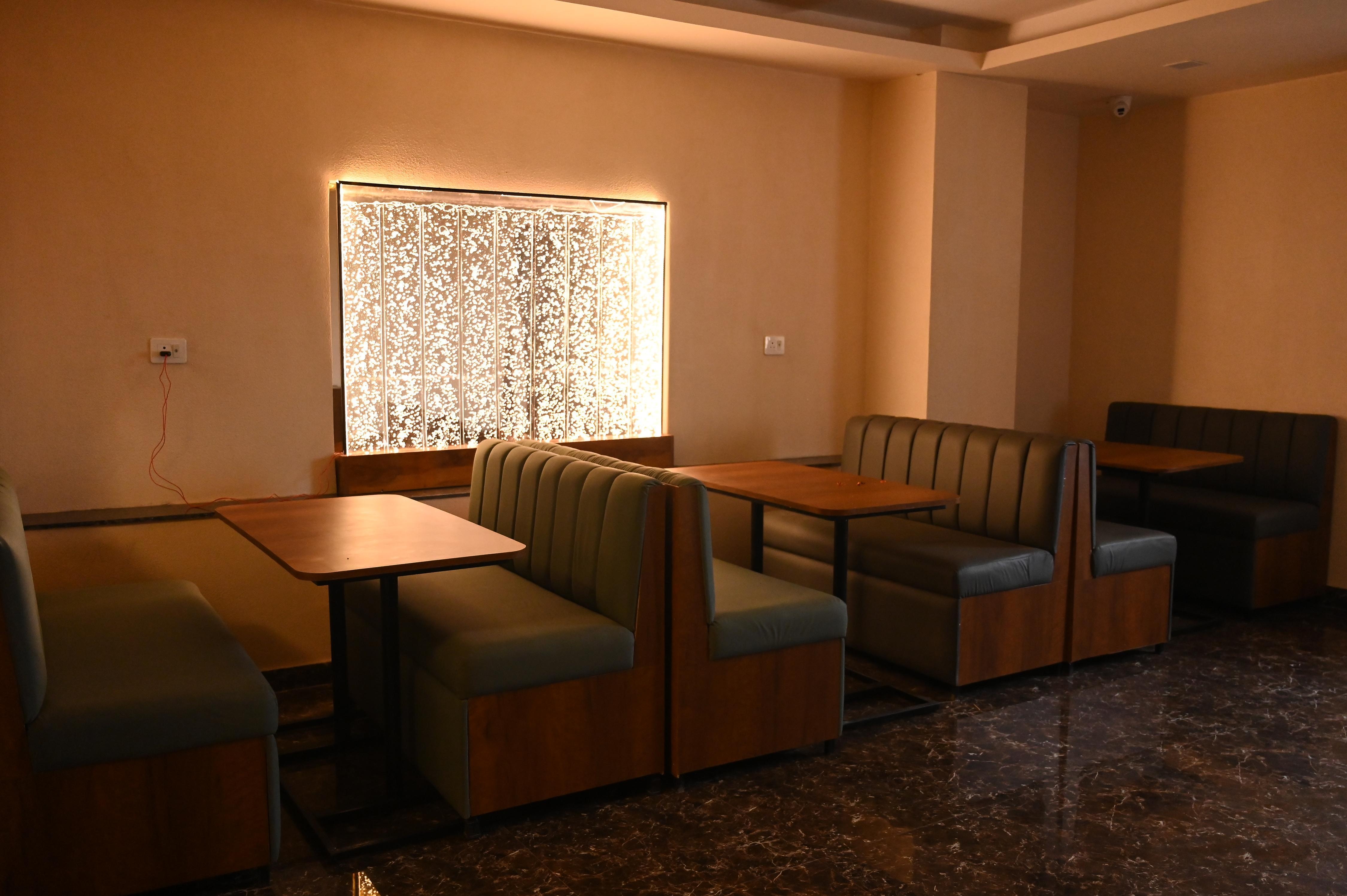 Kaaj Resturant