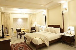 Laxmi Palace, Mahwah