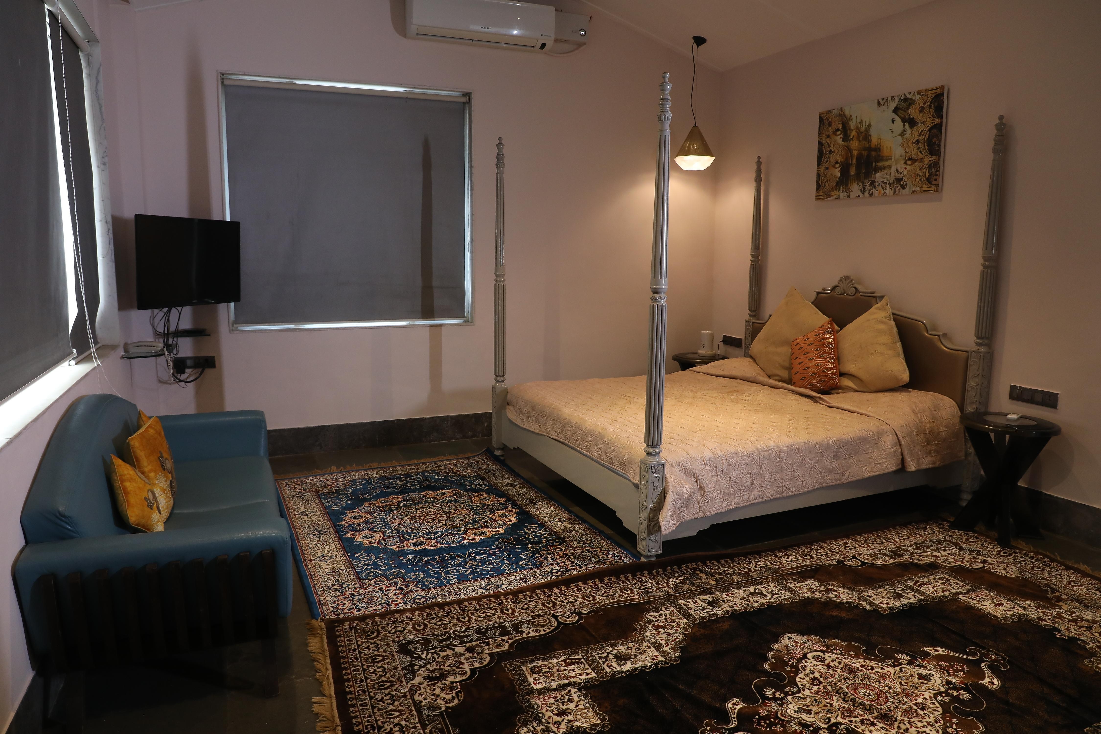 360 South, Lonavala 3