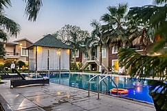 Maulik Mansion Resort, Rudrapur