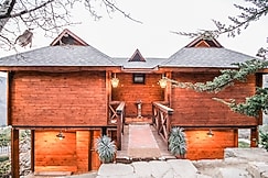 Avaas Bed & Breakfast | Rooms & Cottages, Mukteshwar