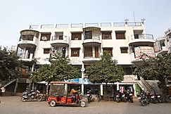 Shree Radha Madhav Residency, Vrindavan