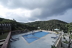 Garh Kumbha (Pure Vegetarian) - A Complete Family Resort, Kumbhalgarh