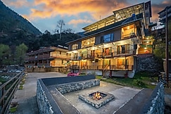 Sharda Resort / Tirthan - By the River side, Gushaini