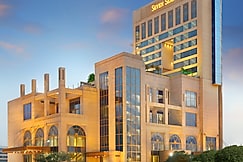 Seven Seas Hotel, दिल्ली