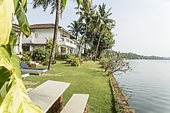 Shikara Beach Resort, Goa