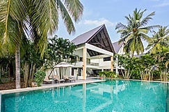 Sterling Palavelli Godavari, Kakinada